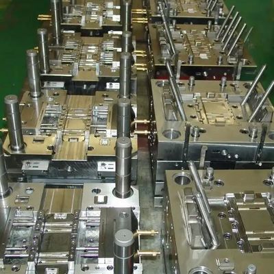 Hình dáng tiêm nhựa 3C S136 Chi tiết cao