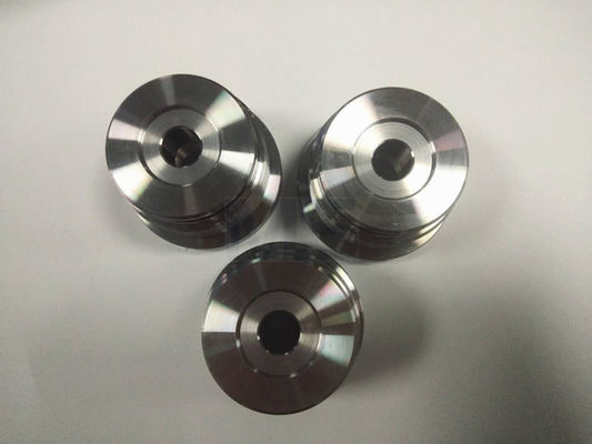 Bộ phận ép phun có độ chính xác cao | Bề mặt đánh bóng & Bộ phận có ren